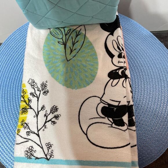 Disney Mickey Mouse Easter Kitchen Set of 3 NWT - Picture 4 of 8